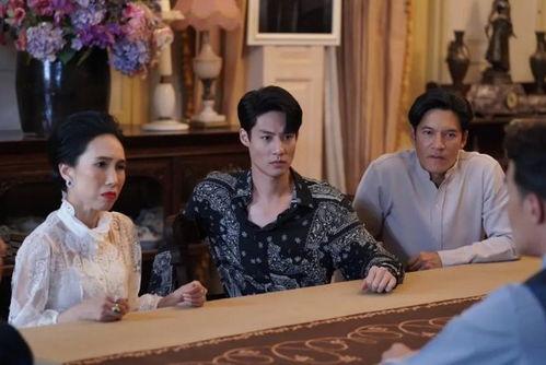 亲戚满座,欢声笑语共度佳节